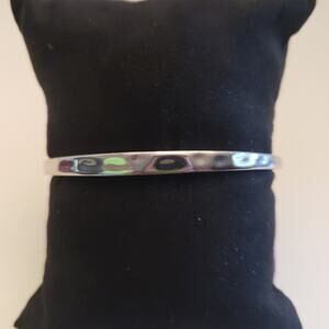 Kendra Scott Zorte Bangle bracelet hammered‎ metal silver